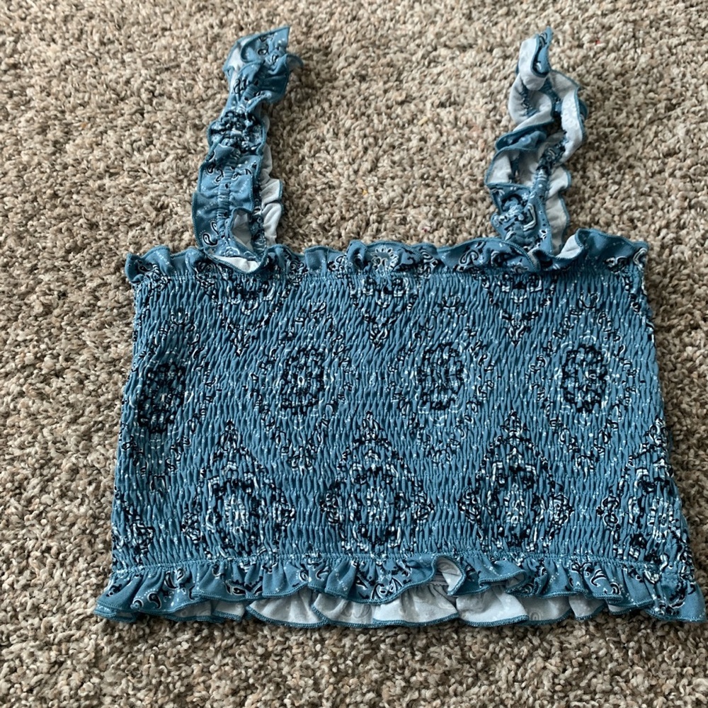 Smocked crop